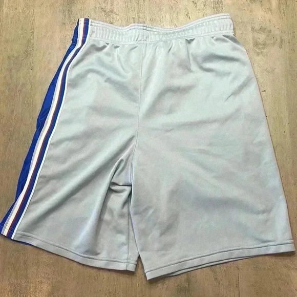 Champion shorts, perfect condition!  Size Medium. - Picture 5 of 7